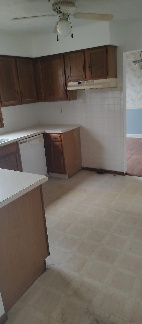 284 Rimbey Avenue Columbus, OH 43230 - Photo 5 of 17 9