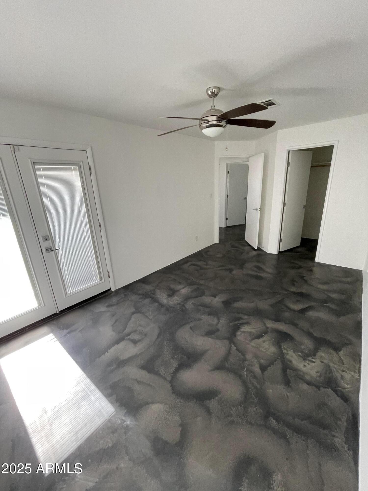 3416 North 37th Street, Unit 3 Phoenix, AZ 85018 - Photo 18 of 22 a view of a garage