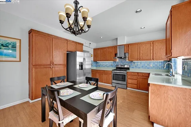 $839,999 | 16230 Calypso Court, San Leandro, CA 94578