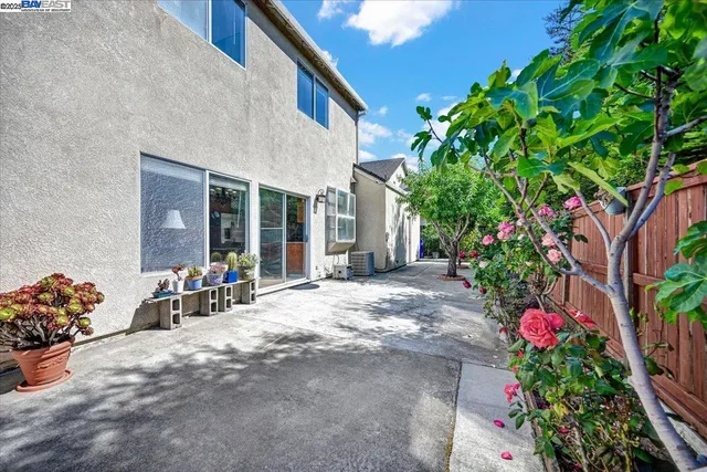 $839,999 | 16230 Calypso Court, San Leandro, CA 94578