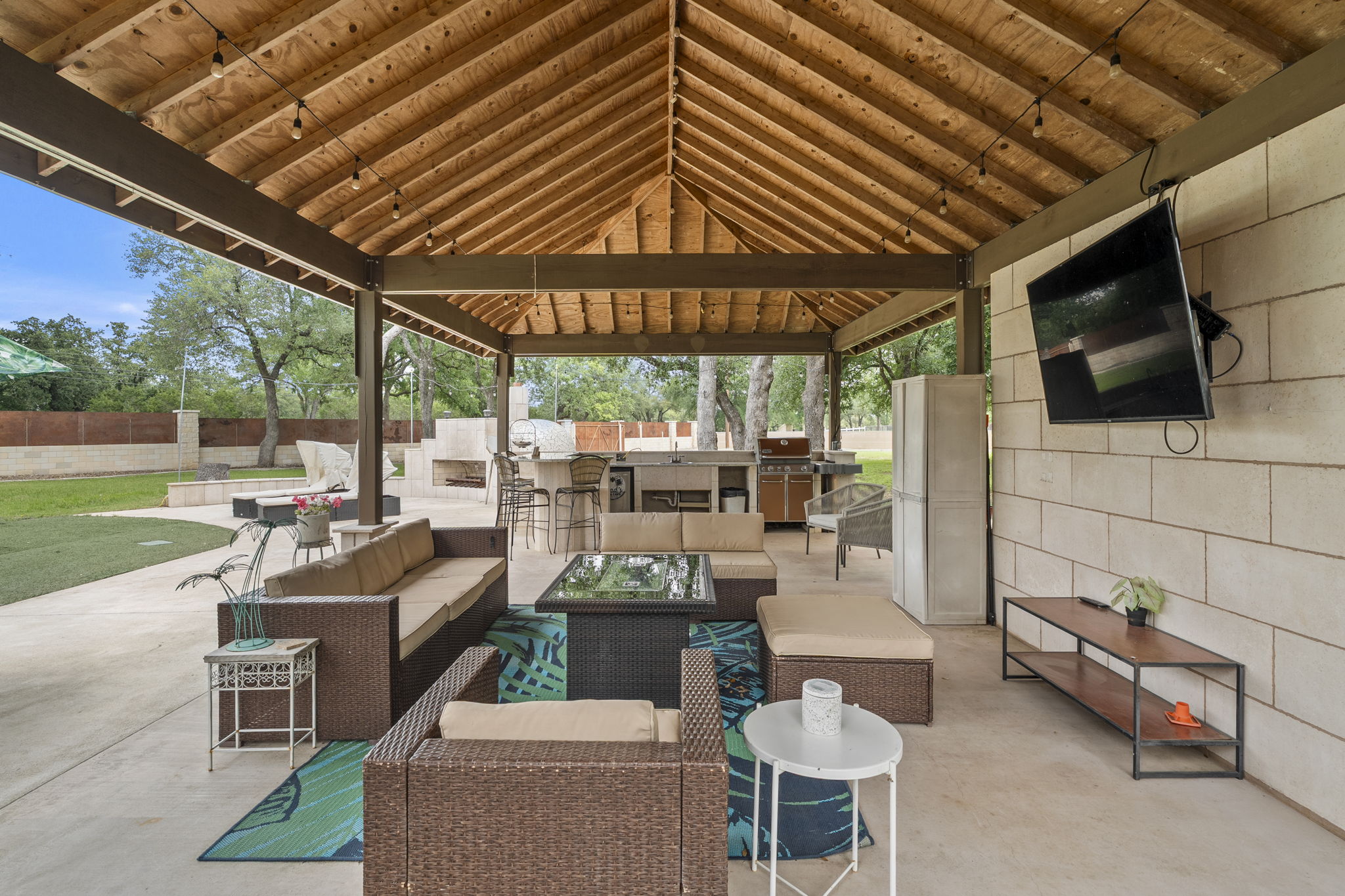 101 Landons Way Georgetown, TX 78633 - Photo 21 of 32 Outdoor covered patio with a sink, electricity and plenty of space to entertain