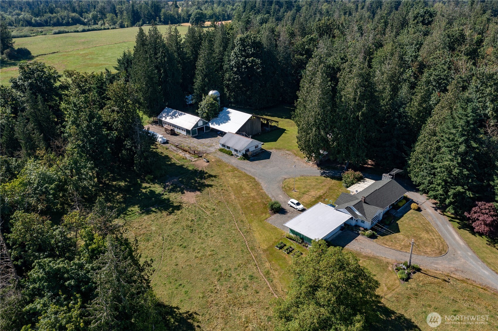 9541 Weidkamp Road Lynden, WA 98264 - Photo 33 of 36