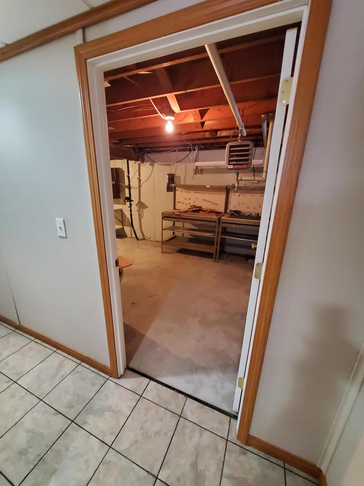 431 Birch Street Bangor, ME 04401 - Photo 29 of 35 20240121_130127