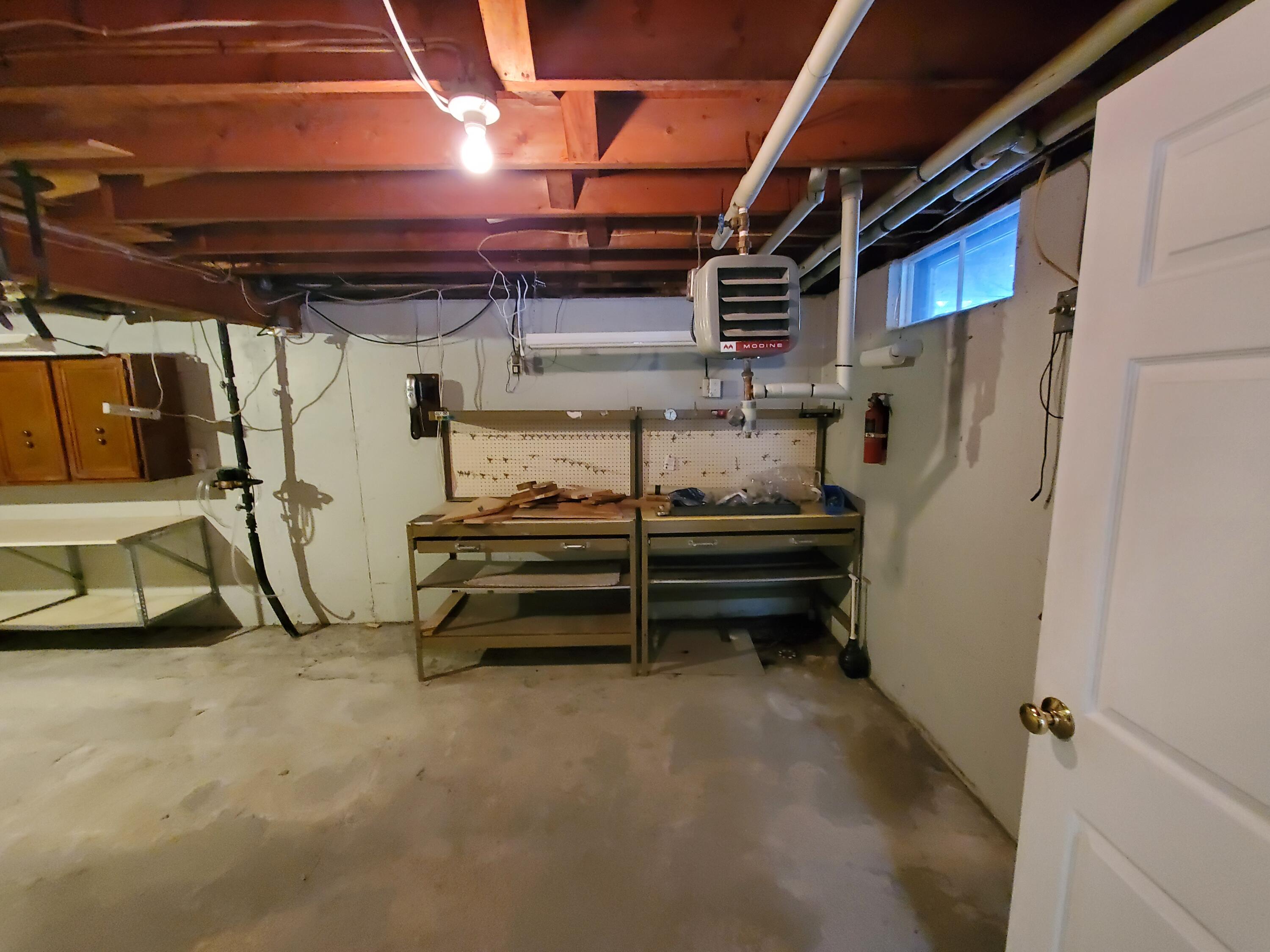 431 Birch Street Bangor, ME 04401 - Photo 30 of 35 20240121_130132