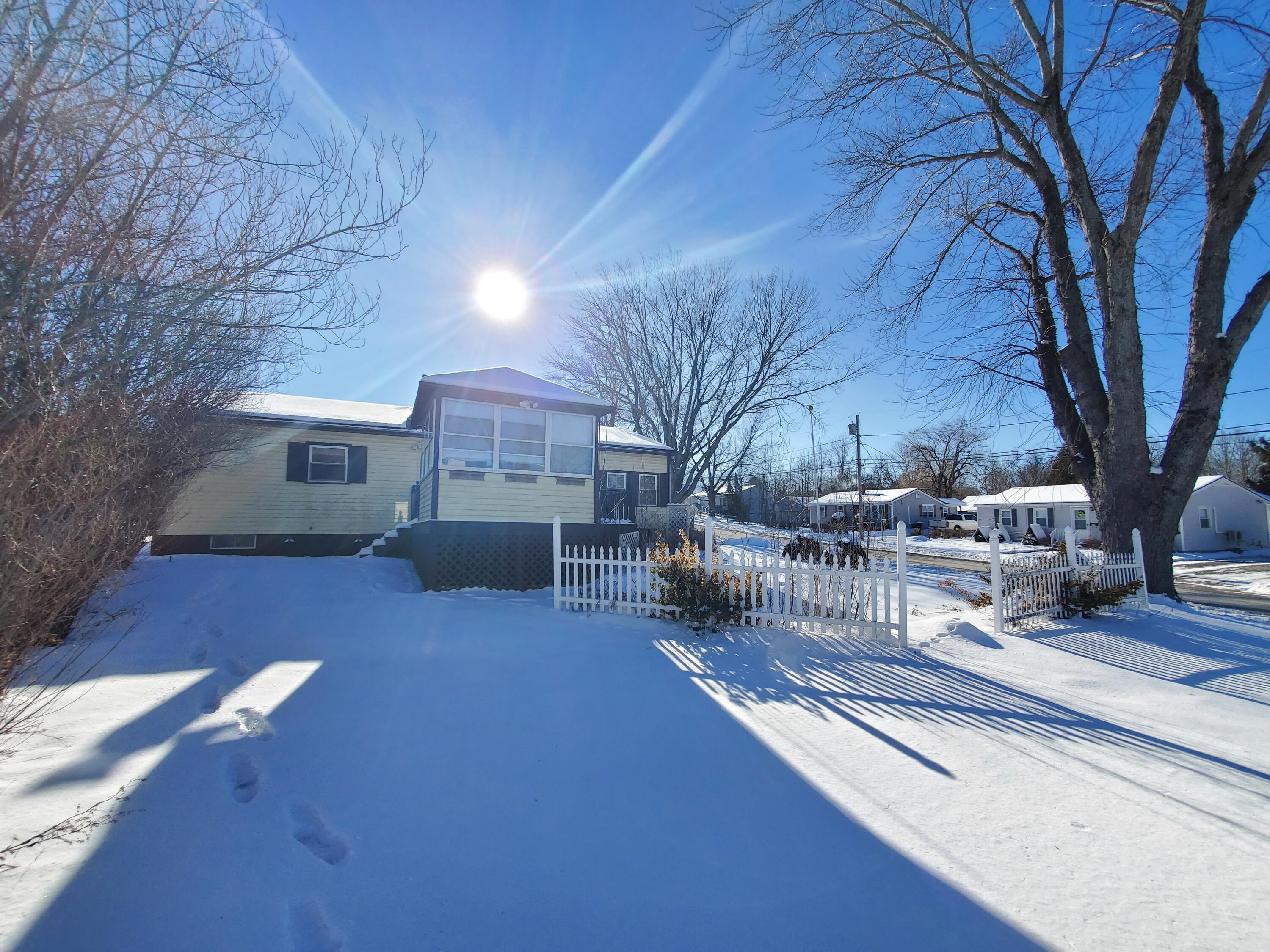 431 Birch Street Bangor, ME 04401 - Photo 8 of 35 20240121_125148