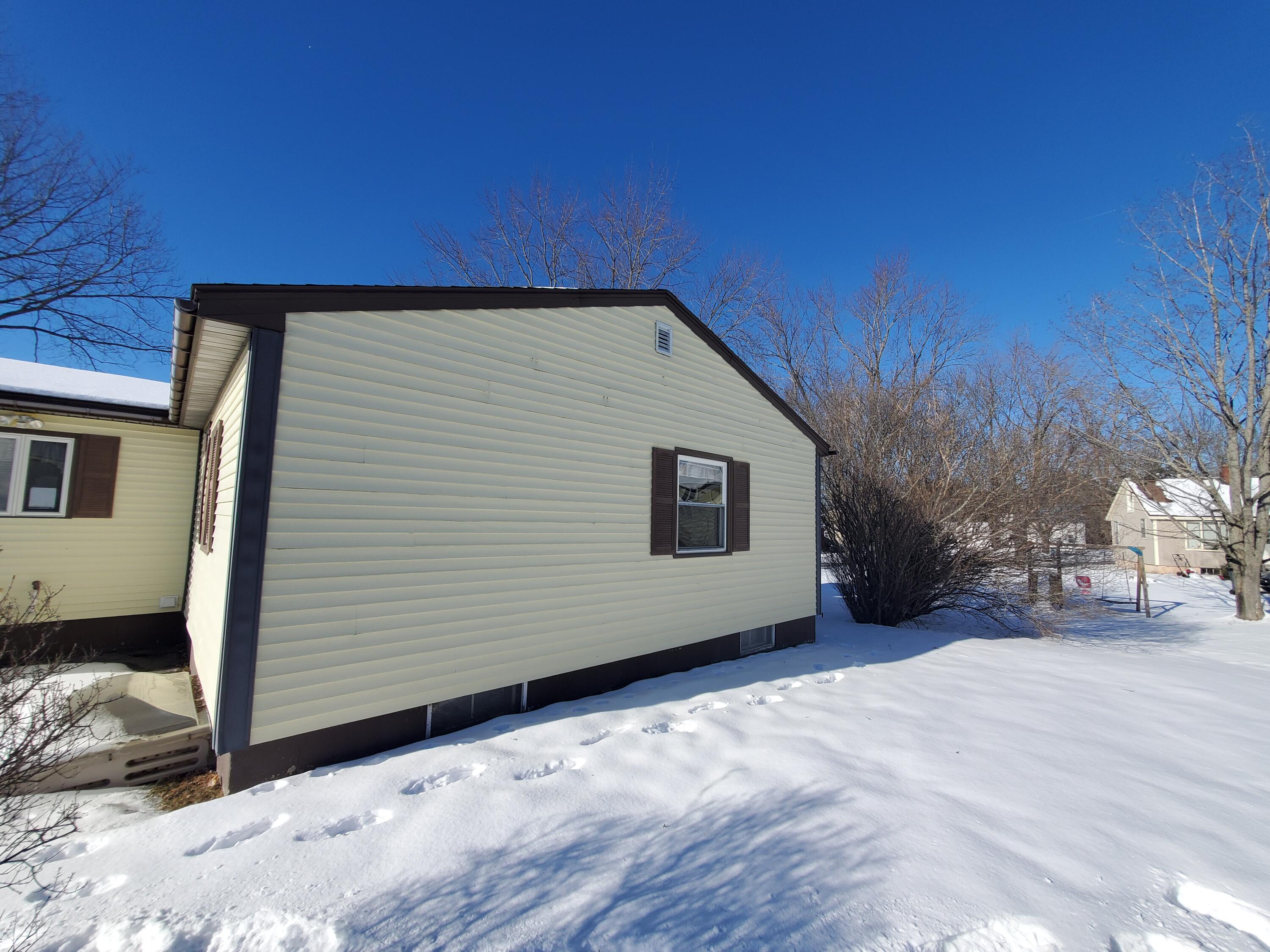 431 Birch Street Bangor, ME 04401 - Photo 9 of 35 20240121_125113