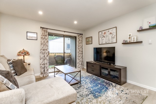 1506 North Defiance Street, Unit R208 Tacoma, WA 98406 - Photo 5 of 21 Gallery Image 5
