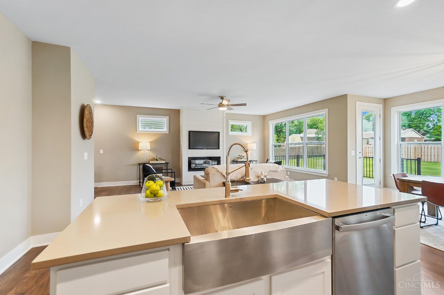 4543 Cooper Road Cincinnati, OH 45242 - Photo 12 of 54