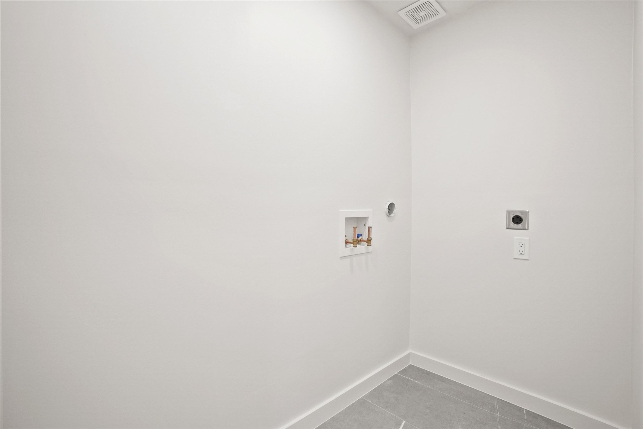 6307 Clubway Lane Austin, TX 78745 - Photo 29 of 34 a view of a small space