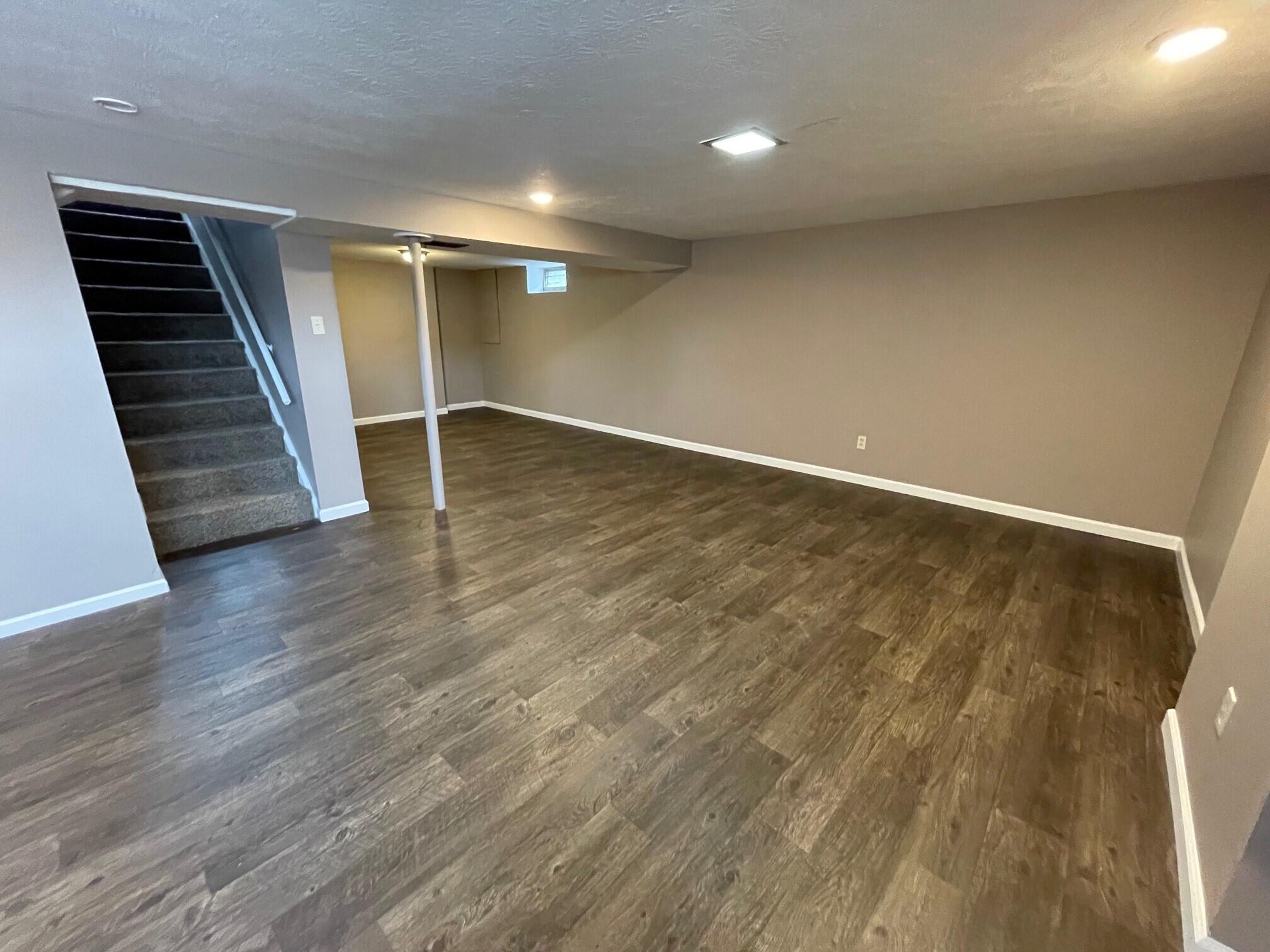 2121 Brookfield Road Columbus, OH 43229 - Photo 13 of 21 Gallery Image 13
