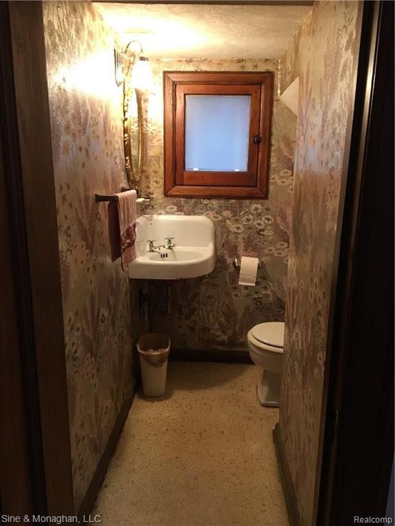 981 Nottingham Road Grosse Pointe Park, MI 48230 - Photo 7 of 25
