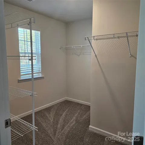 $2,295 | 1318 37th Ave Lane Northeast, Hickory, NC 28601