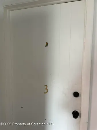 $1,200 | 17 East Carey Street, Unit 3, Plains, PA 18705