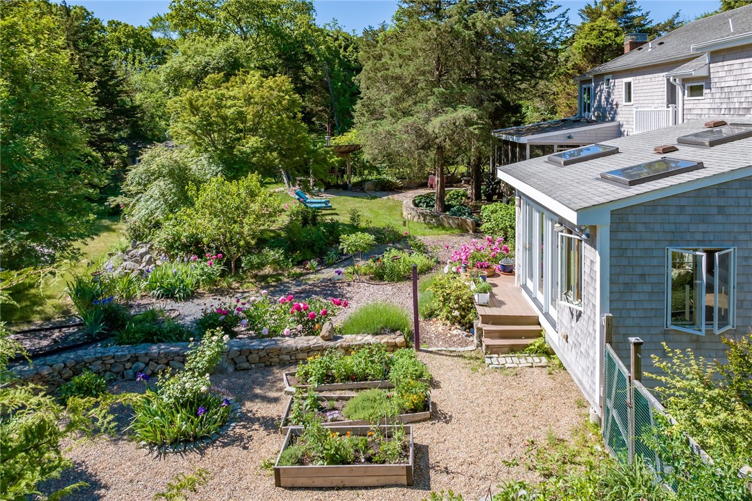 517 Lake Road Tiverton, RI 02878 - Photo 45 of 47