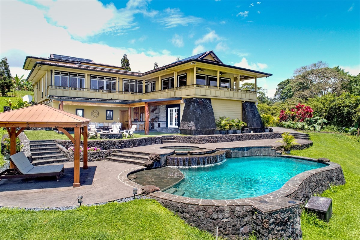 2109 Kaiwiki Road Hilo, HI 96720 - Photo 1 of 30