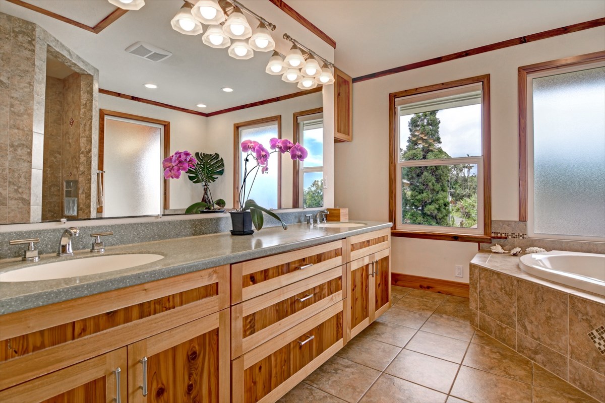 2109 Kaiwiki Road Hilo, HI 96720 - Photo 16 of 30