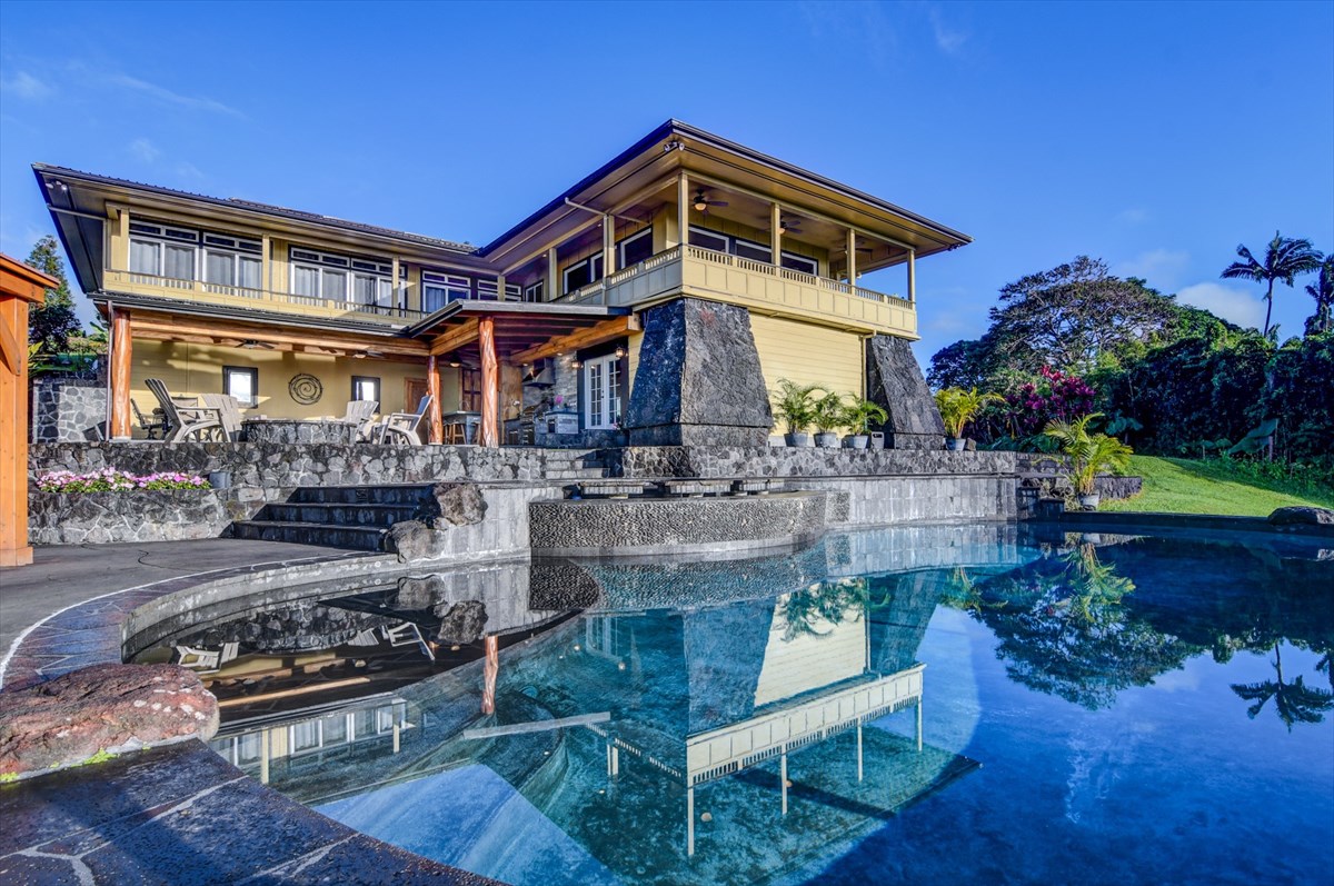 2109 Kaiwiki Road Hilo, HI 96720 - Photo 2 of 30