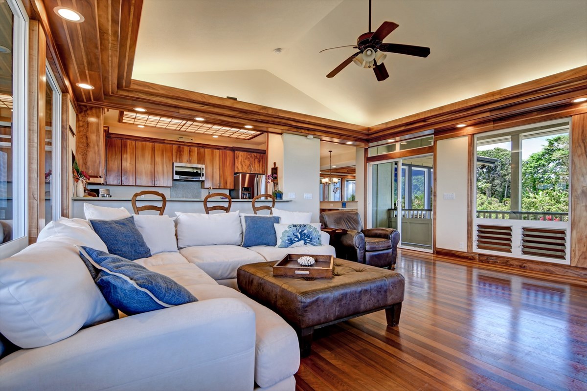 2109 Kaiwiki Road Hilo, HI 96720 - Photo 9 of 30