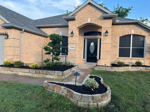 $3,000 | 2204 Windcastle Drive, Mansfield, TX 76063