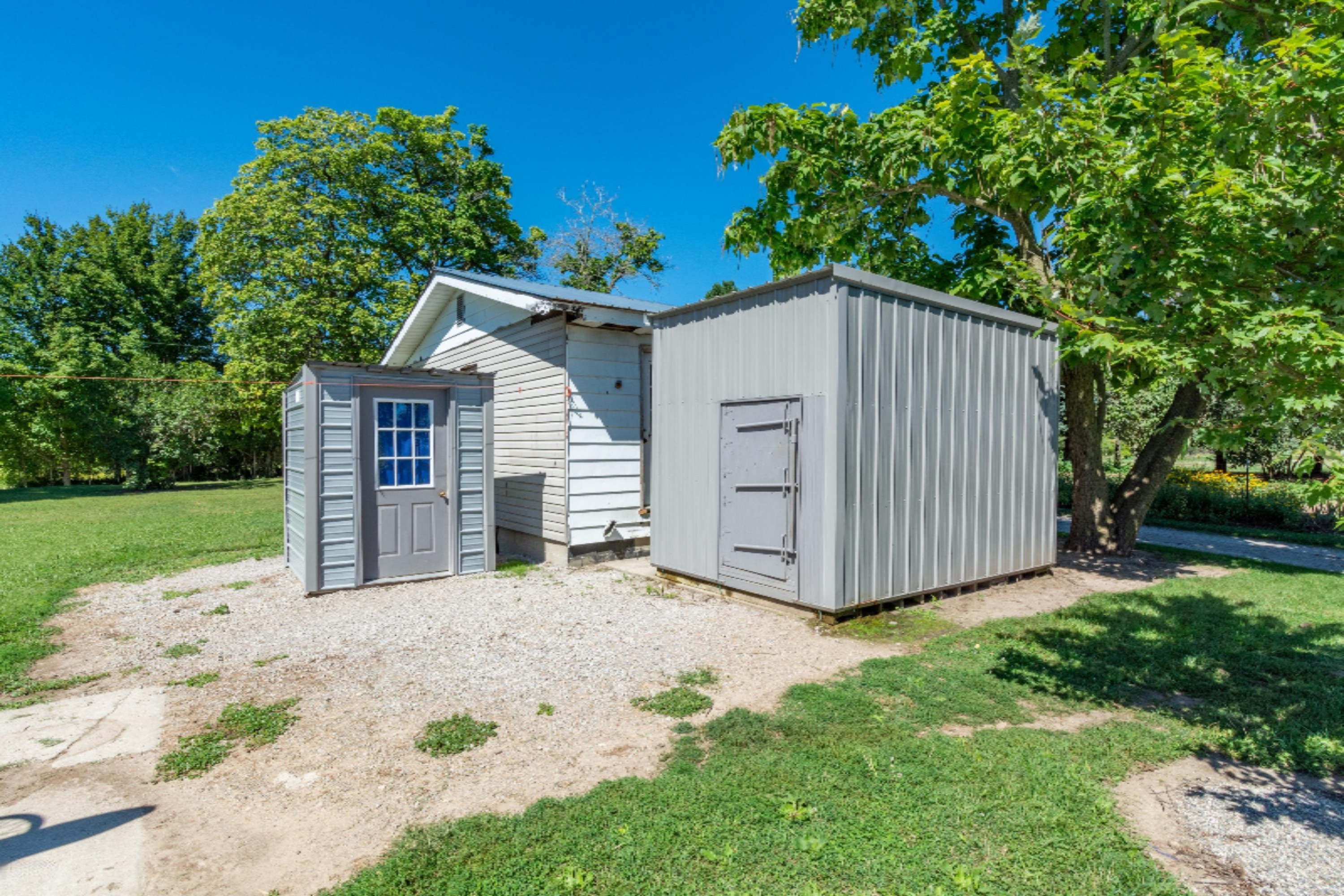 4691 North Somerset Road Addison, MI 49220 - Photo 3 of 52 3