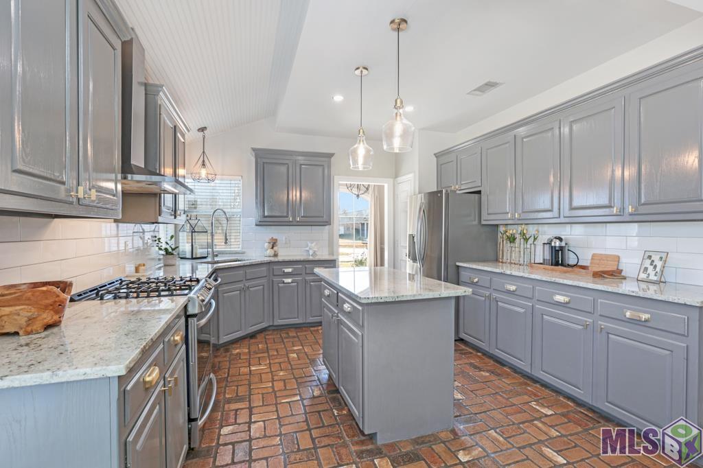 10522 Cedarbrook Avenue Baton Rouge, LA 70809 - Photo 9 of 32 Gallery Image 9