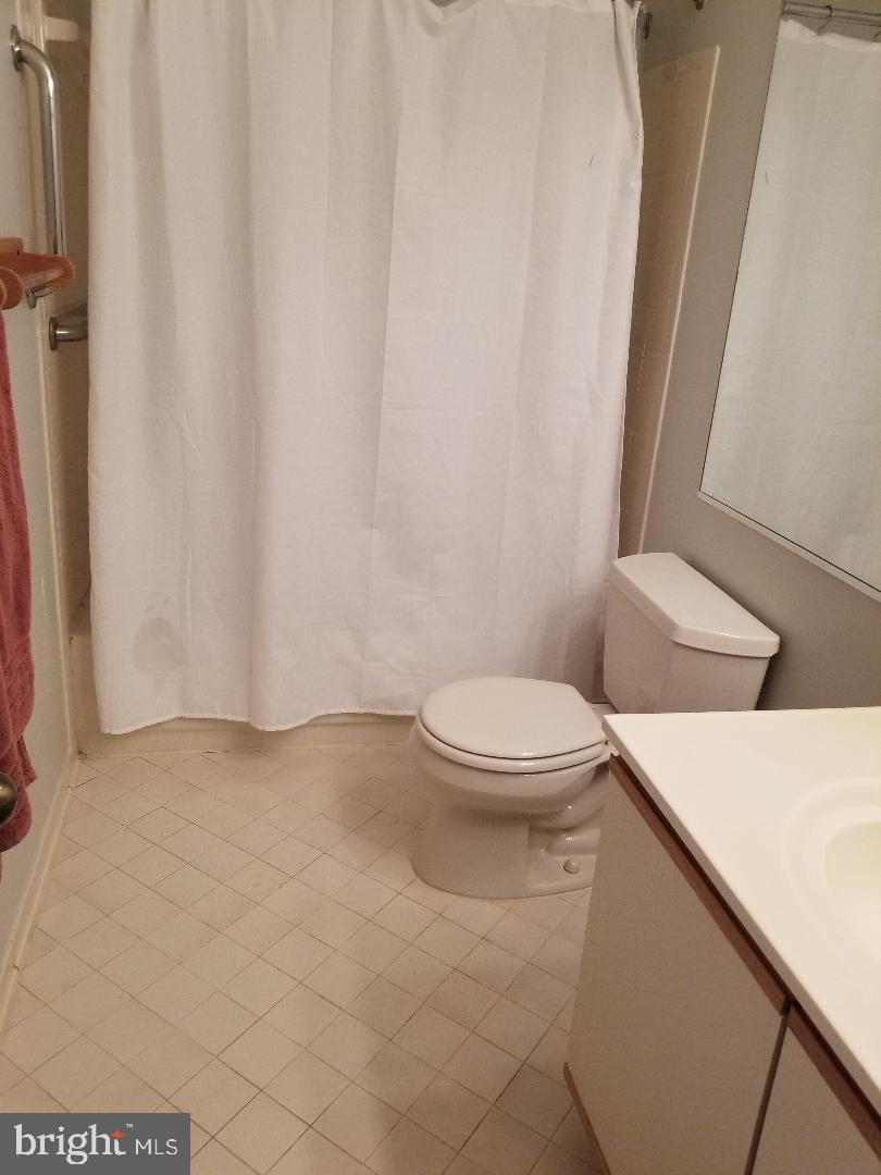 1603 Oak Spring Way Reston, VA 20190 - Photo 13 of 22 Gallery Image 13