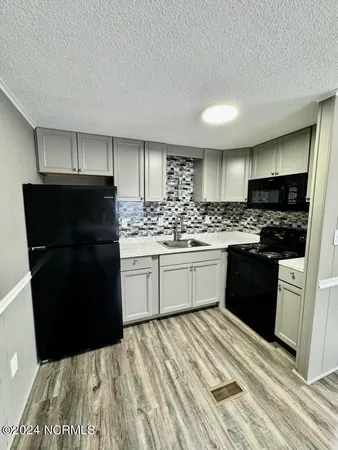 $800 | 3601 Rose Road, Unit B, Greenville, NC 27858