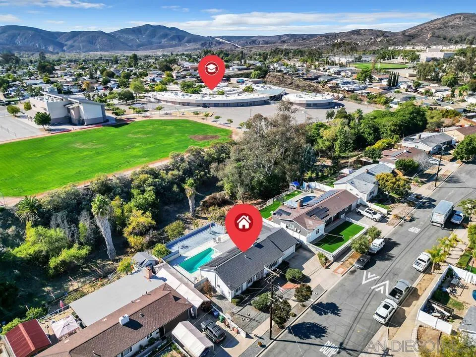 9326 Oakbourne Road Santee, CA 92071 - Photo 40 of 41 an aerial view of multiple house with yard