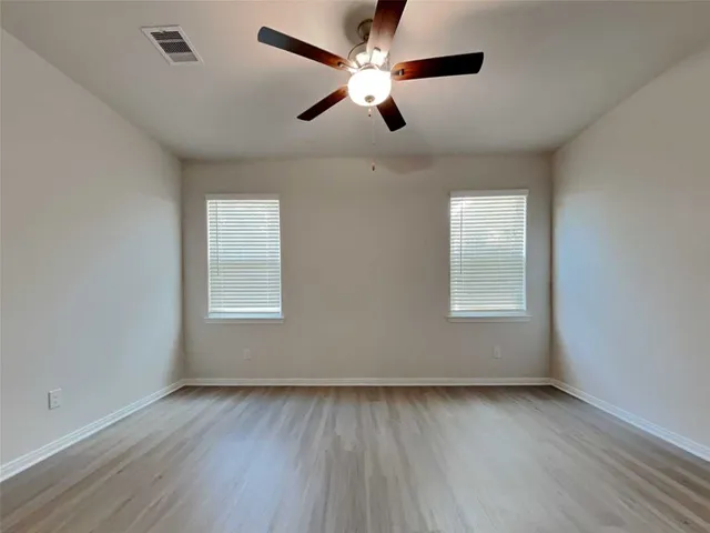 $1,695 | 15419 Maple Ter Drive, Conroe, TX 77303