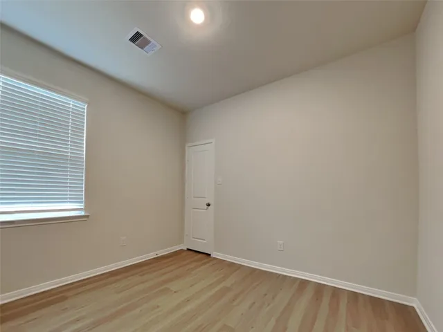 $1,695 | 15419 Maple Ter Drive, Conroe, TX 77303