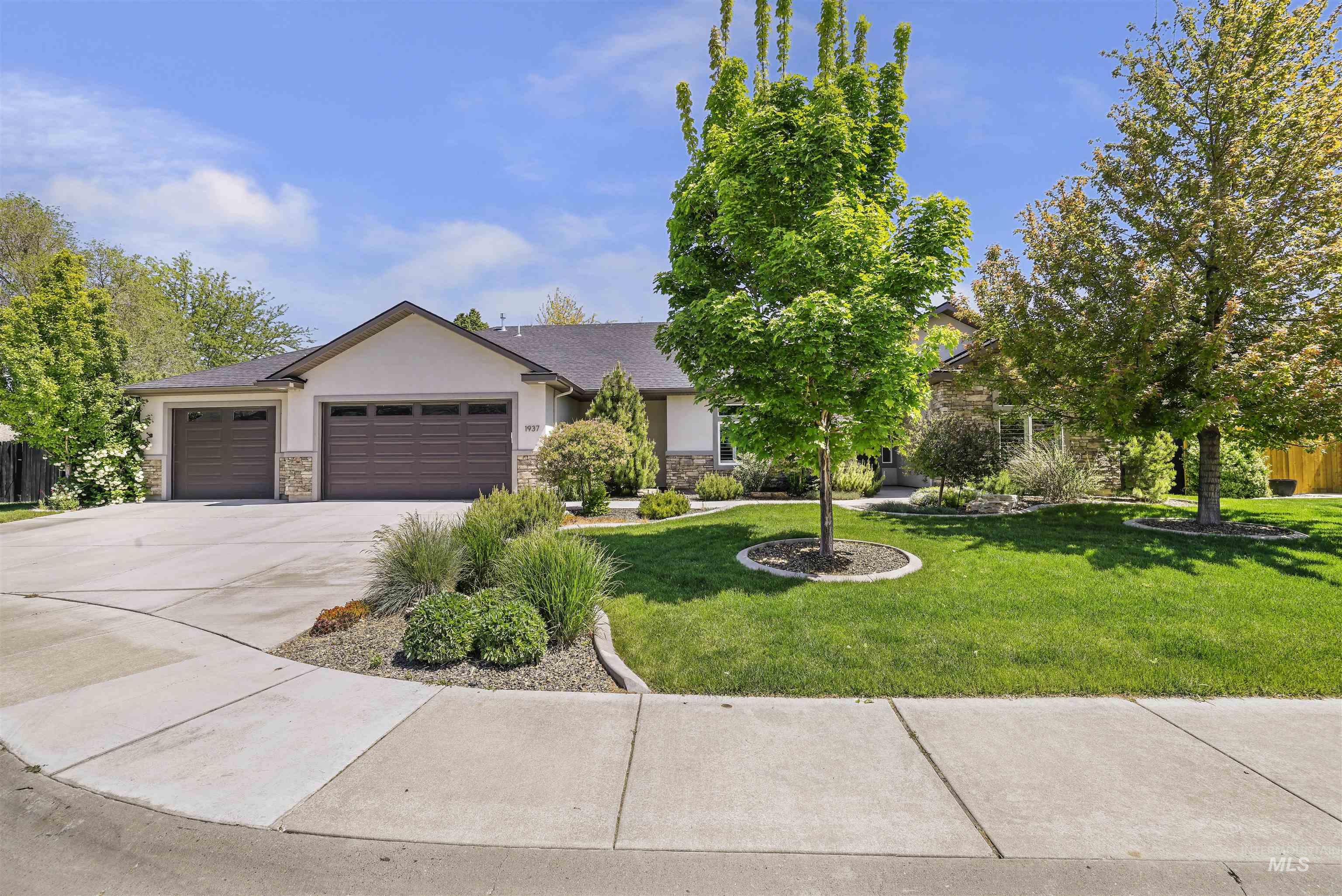 1937 Tamarack Loop Twin Falls, ID 83301 - Photo 4 of 50