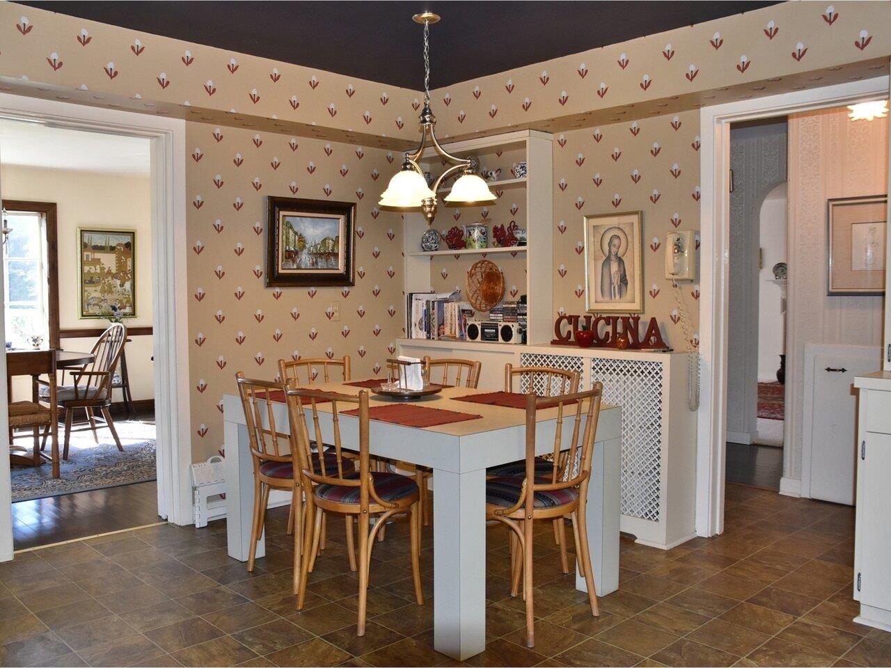 6 Crescent Road Burlington, VT 05401 - Photo 17 of 40 Gallery Image 17