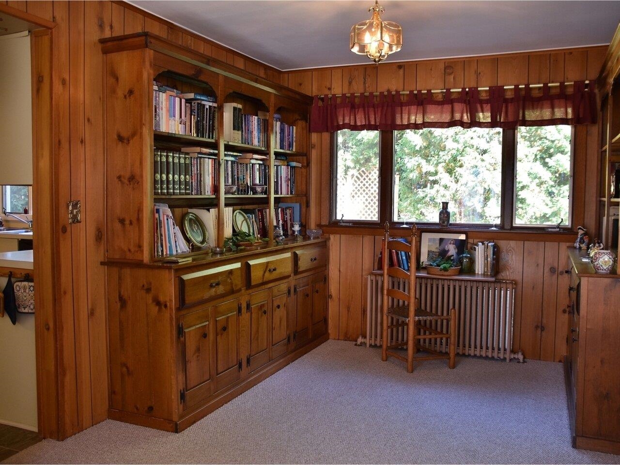 6 Crescent Road Burlington, VT 05401 - Photo 21 of 40 Gallery Image 21