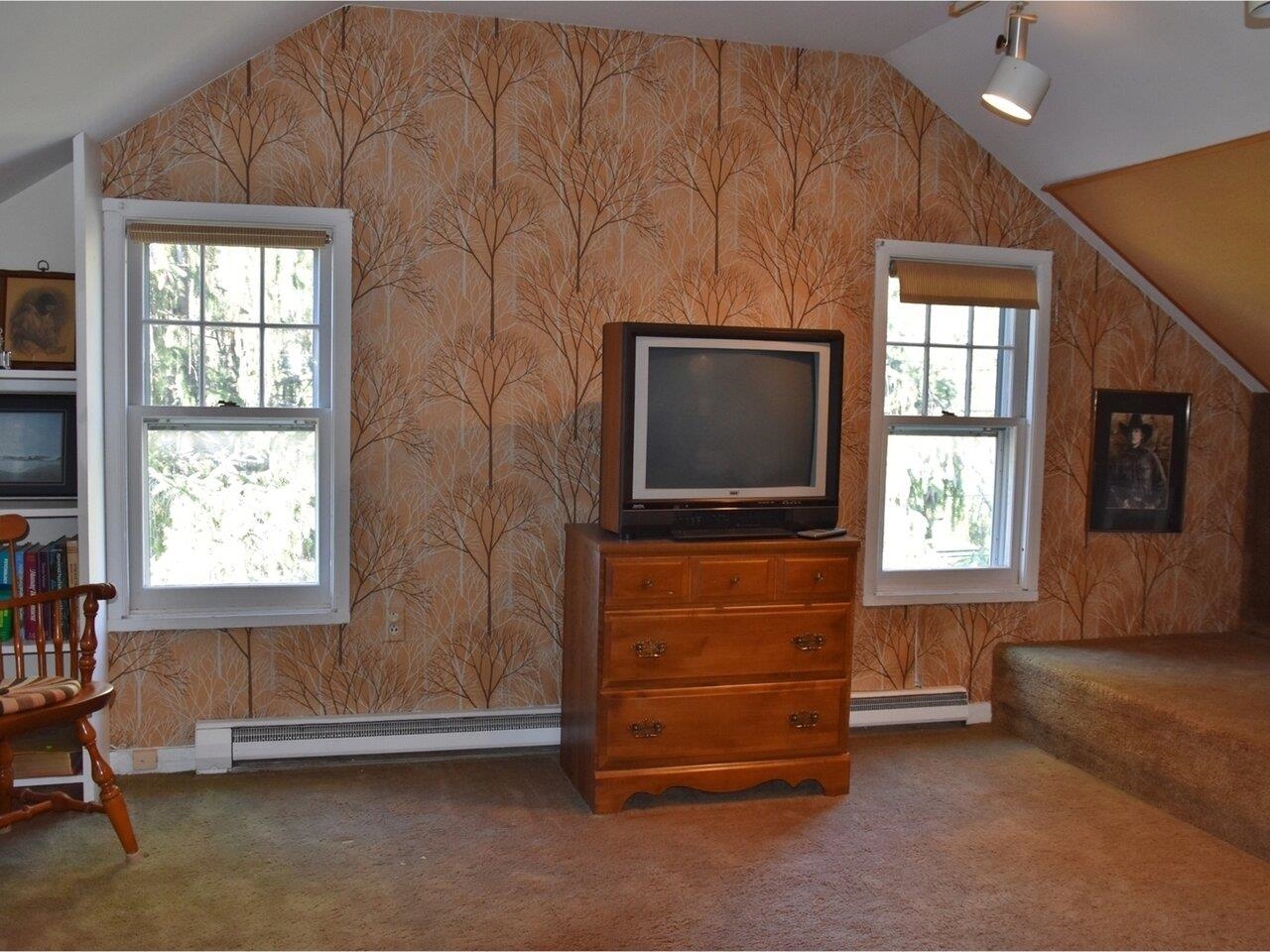 6 Crescent Road Burlington, VT 05401 - Photo 34 of 40 Gallery Image 34