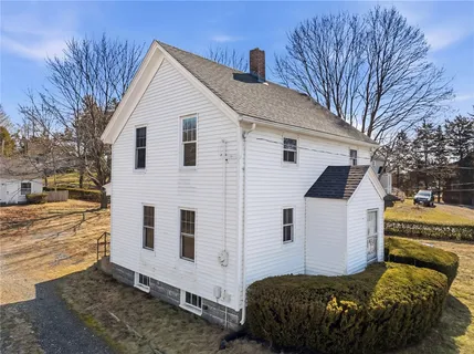 $424,900 | 493 Turnpike Avenue, Portsmouth, RI 02871