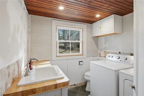 $424,900 | 493 Turnpike Avenue, Portsmouth, RI 02871