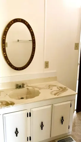 a bathroom with a toilet