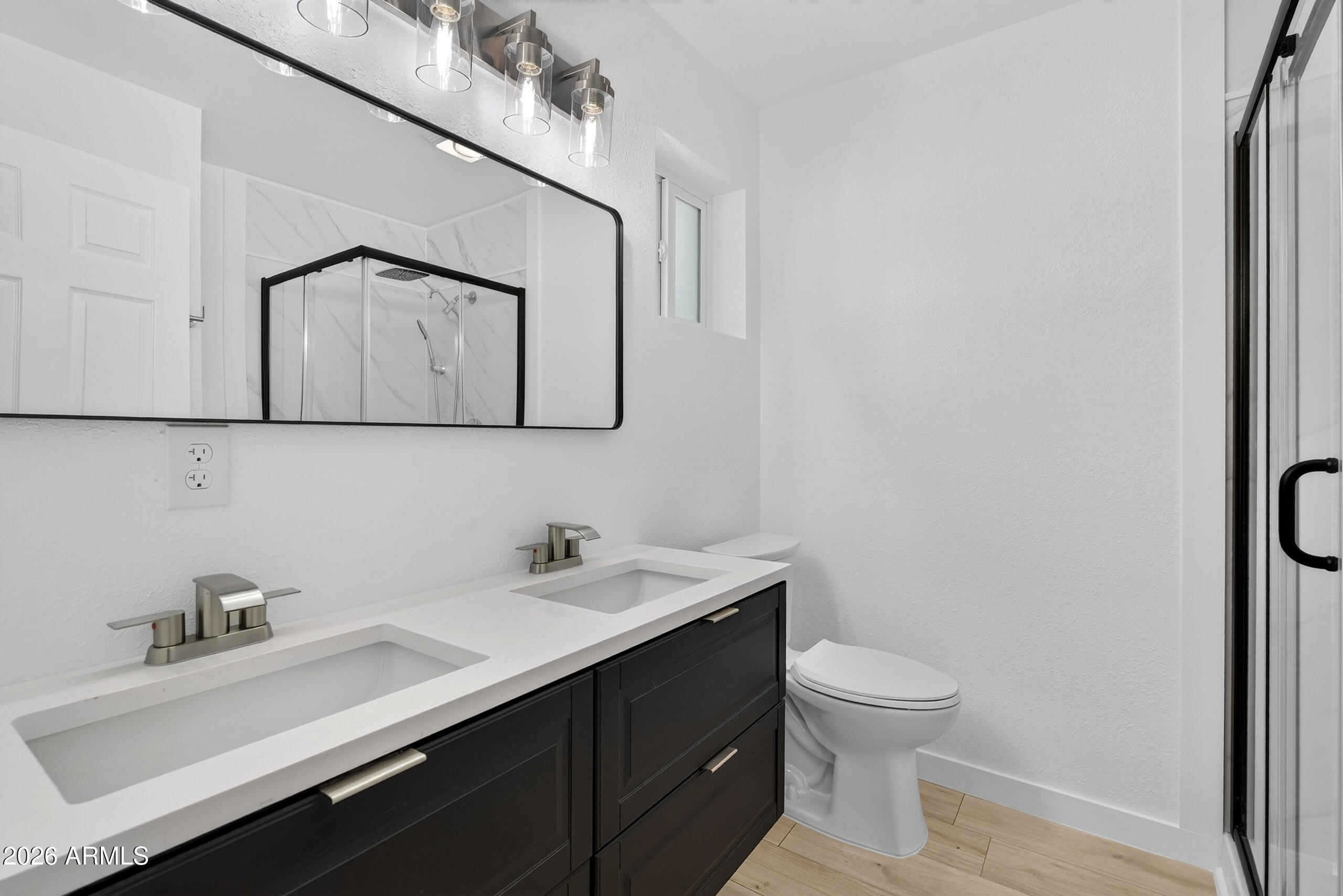 2351 South Royal Palm Road Apache Junction, AZ 85119 - Photo 8 of 19 Primary Bathroom