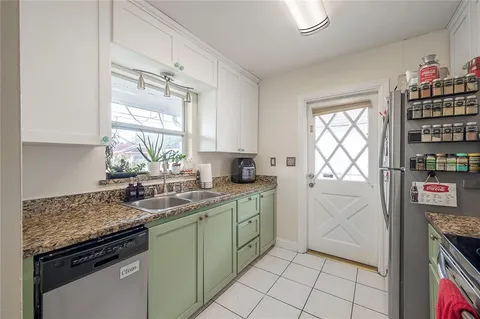 $399,900 | 2119 West Henry Avenue, Tampa, FL 33603