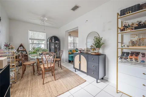$399,900 | 2119 West Henry Avenue, Tampa, FL 33603
