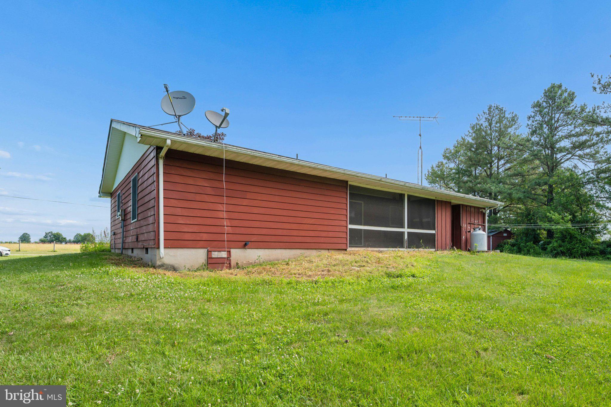 4931 West Feeser Road Taneytown, MD 21787 - Photo 42 of 65 Exterior Back