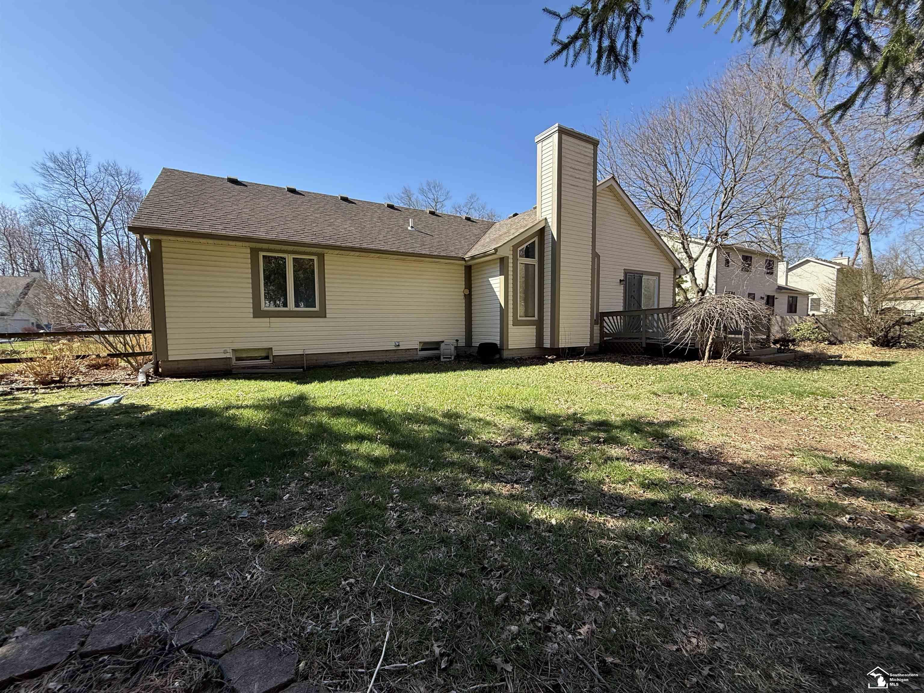 1412 Winding Way Temperance, MI 48182 - Photo 9 of 10
