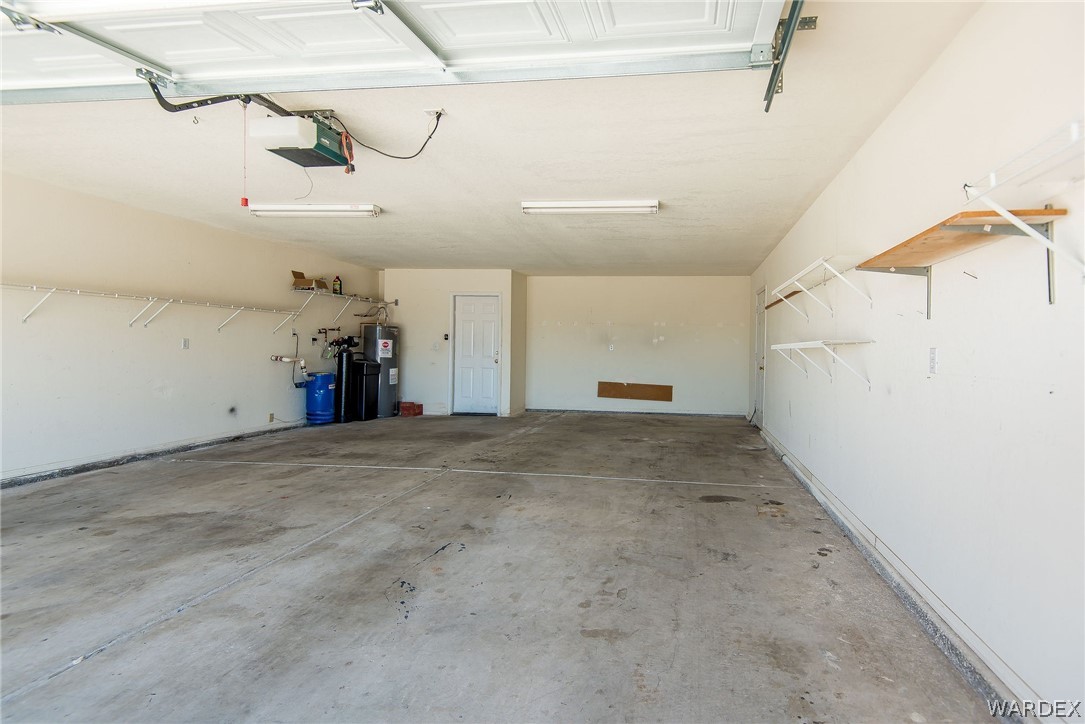 3395 Pegasus Ranch Lane Bullhead City, AZ 86429 - Photo 50 of 50 a view of a garage