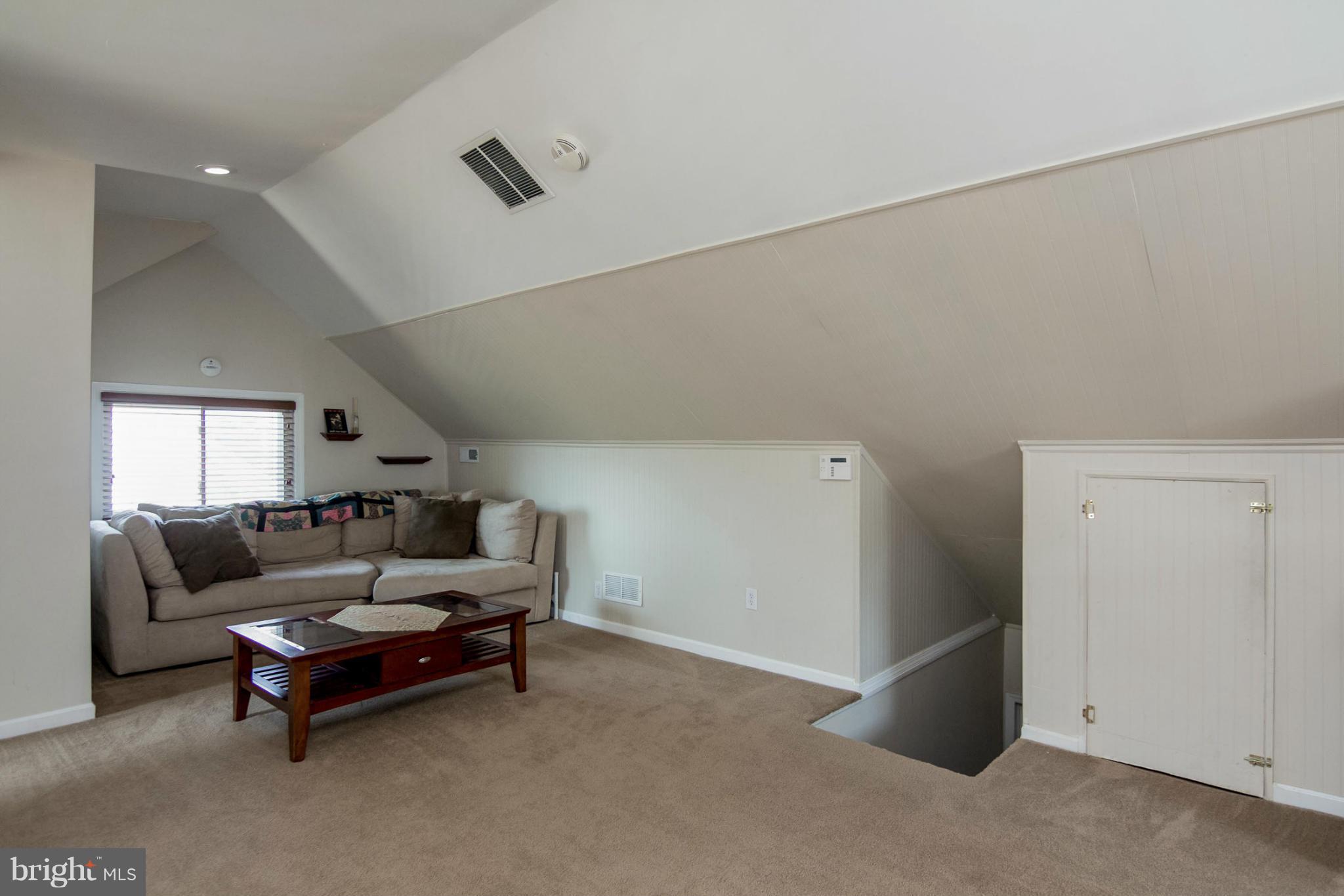 1817 Ellinwood Road Baltimore, MD 21237 - Photo 16 of 30 Bedroom (Master)