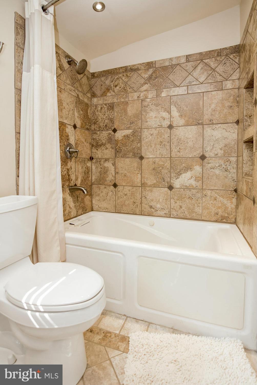 1817 Ellinwood Road Baltimore, MD 21237 - Photo 18 of 30 Bath (Master)