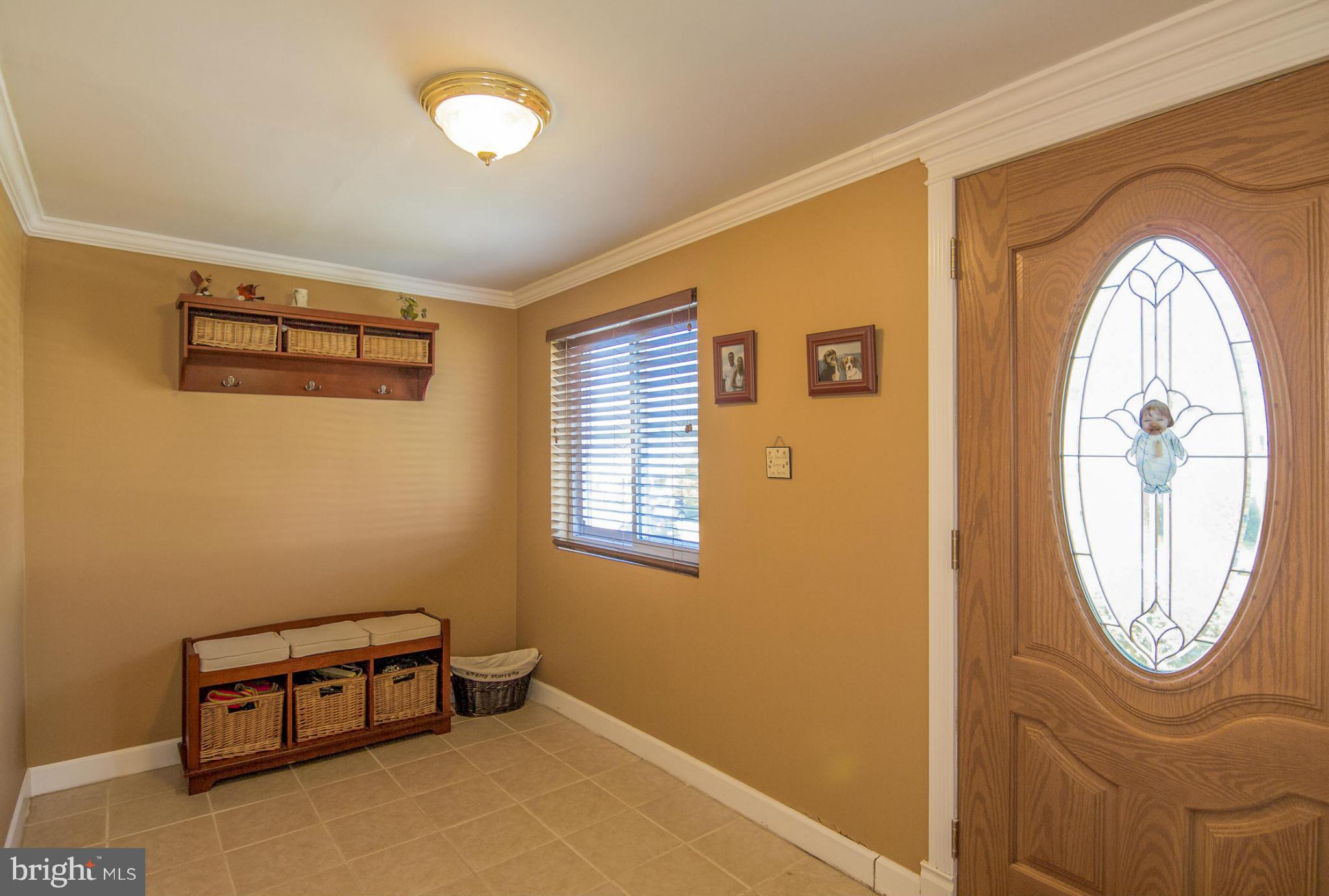 1817 Ellinwood Road Baltimore, MD 21237 - Photo 4 of 30 Interior (General)