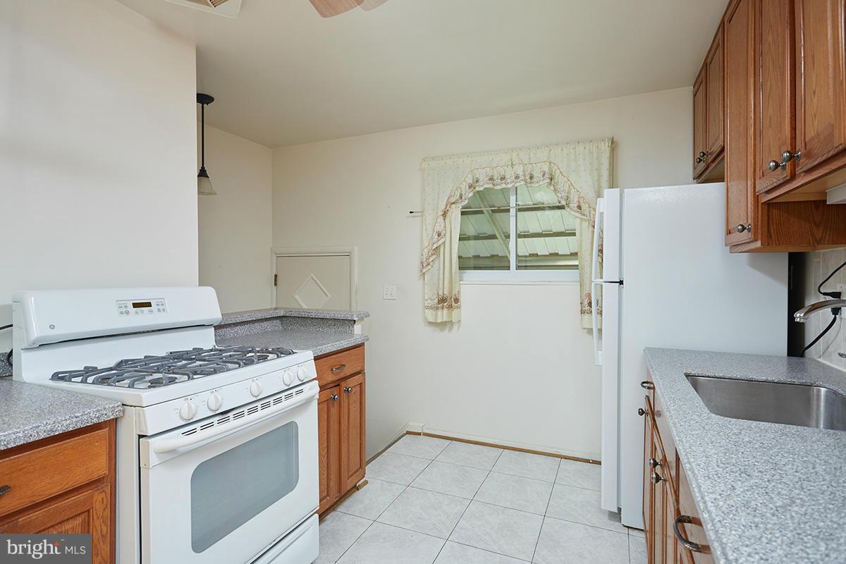 12001 Selfridge Road Silver Spring, MD 20906 - Photo 11 of 30 Kitchen