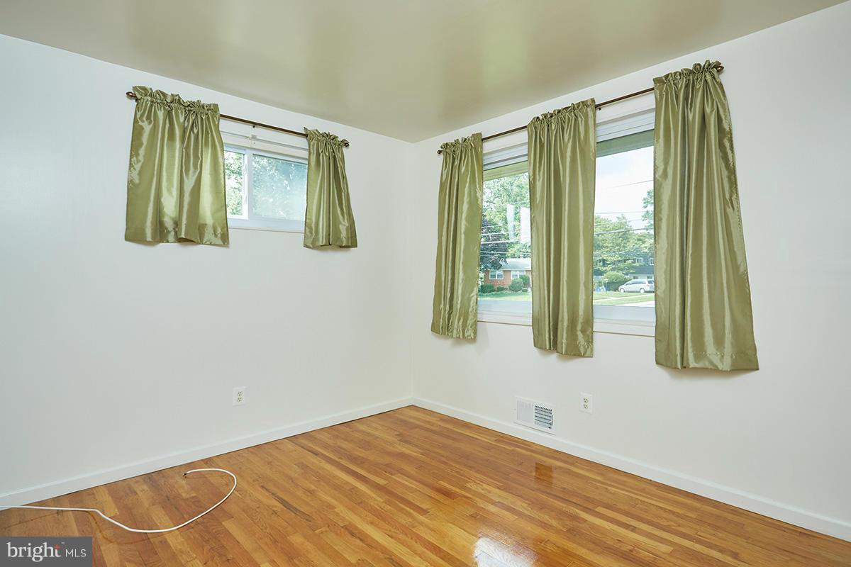 12001 Selfridge Road Silver Spring, MD 20906 - Photo 15 of 30 Bedroom