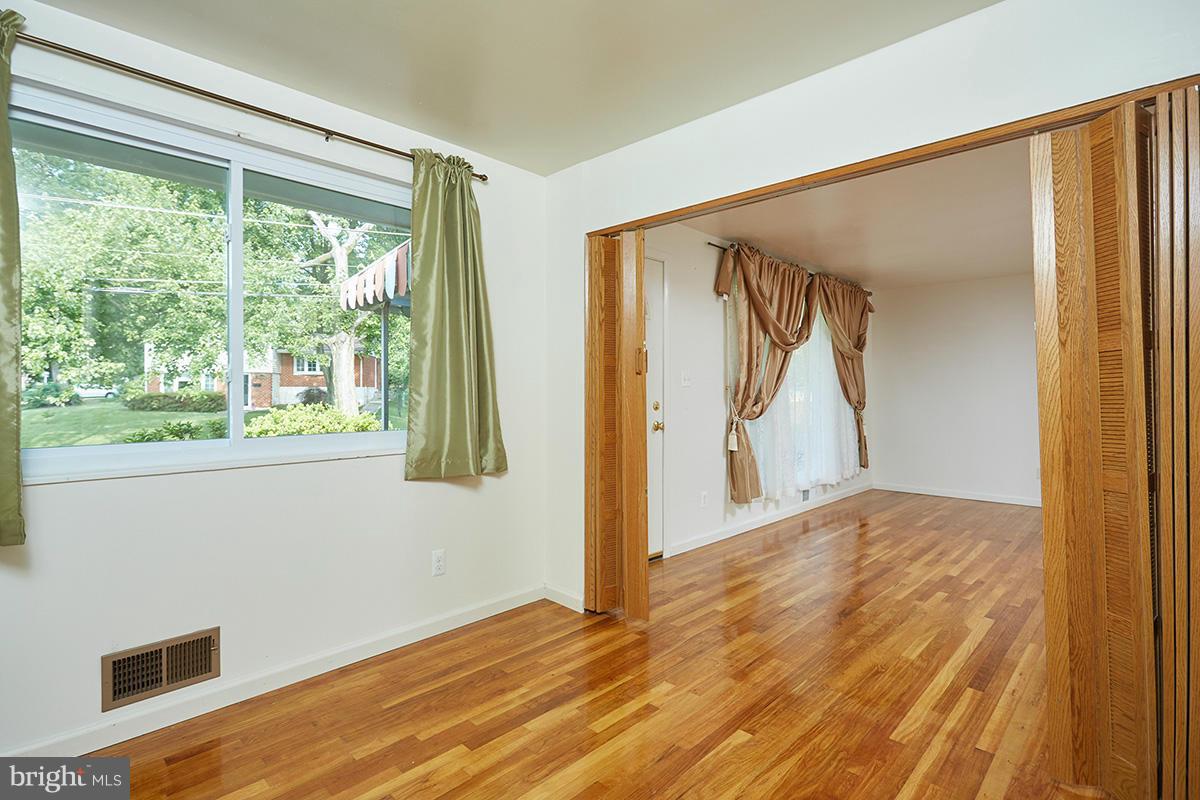 12001 Selfridge Road Silver Spring, MD 20906 - Photo 16 of 30 Bedroom