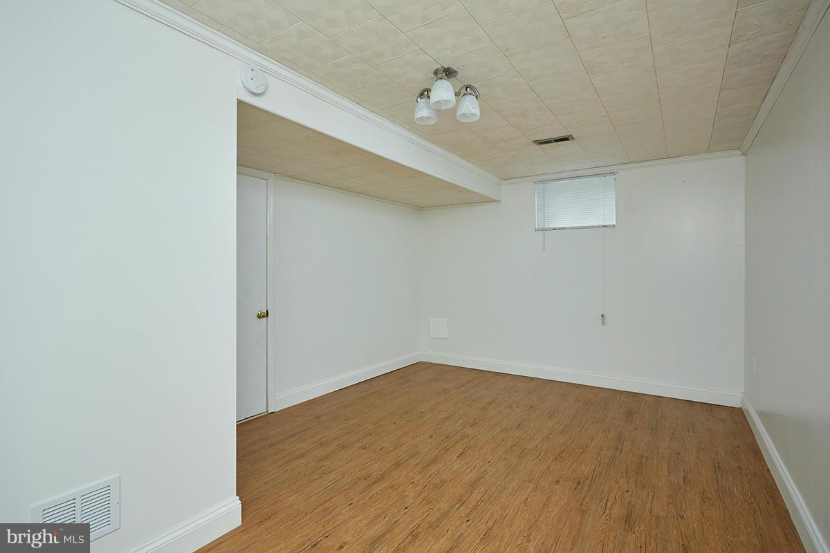 12001 Selfridge Road Silver Spring, MD 20906 - Photo 17 of 30 Bedroom